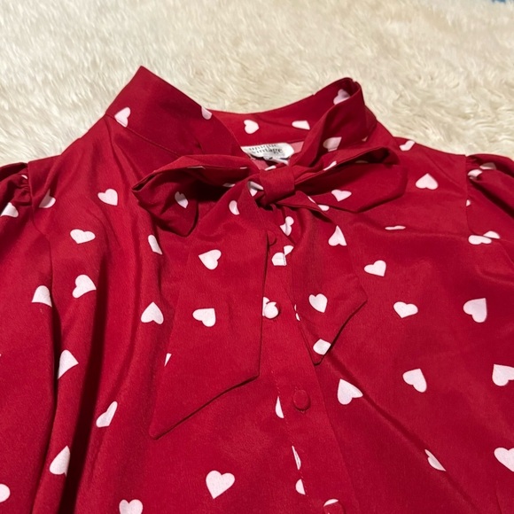 Unique Vintage Heart Print Blouse - Size Medium - Picture 3 of 5